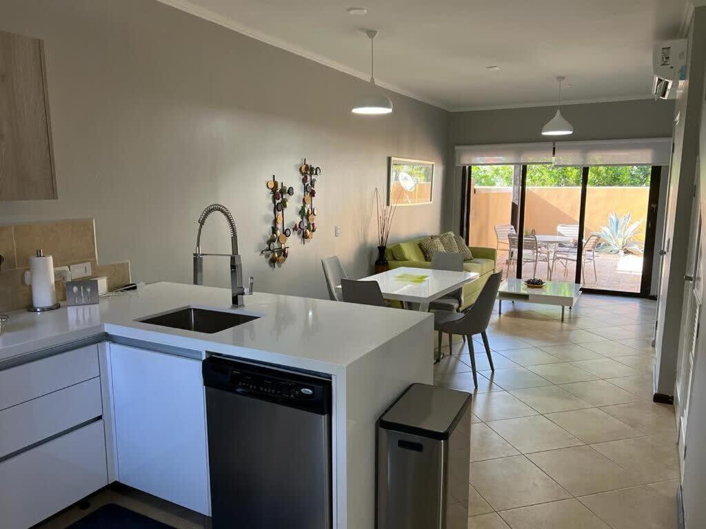 فيلا Special House In Gold Coast With Private Jacuzzi شاطئ بالم المظهر الخارجي الصورة