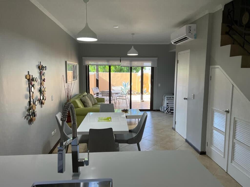 فيلا Special House In Gold Coast With Private Jacuzzi شاطئ بالم المظهر الخارجي الصورة